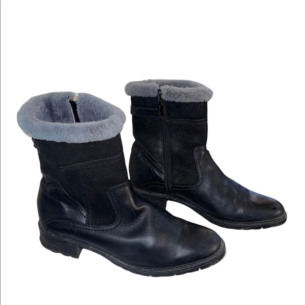 Blondo Women's Victory Waterproof Leather Riding Boot. Size 9 GUC